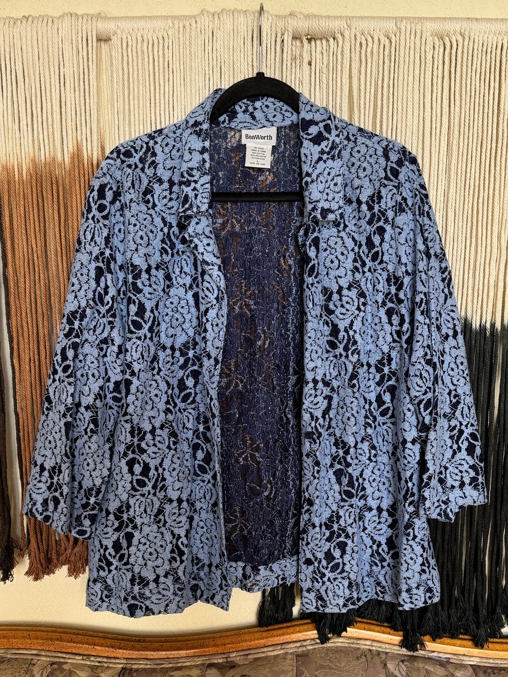 Blue BonWorth lace button up 3/4 sleeve blouse; excellent condition